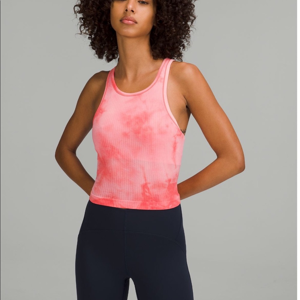 Lululemon EBB to street RB crop tank